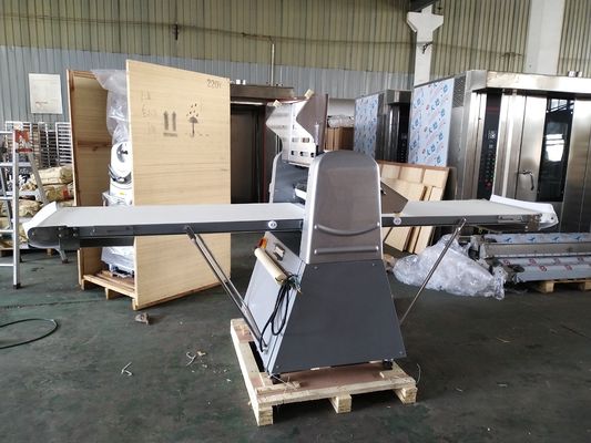 630 мм европейский тесто листовой/ кондитерской тесто рулевой машины для оптимальной производительности