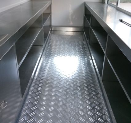 Прицеп быстрого питания в Соединенных Штатах с кухонным оборудованием и небольшой мобильной кухней