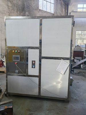 Промышленный кубический холодильный айсбергер с автоматической функцией обработки льда