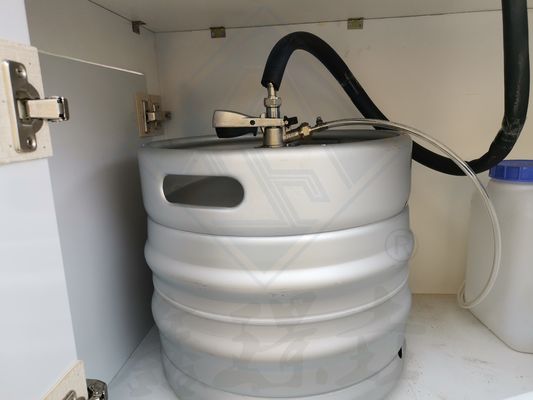 Мобильный трейлер с уличным продуктом с индивидуальным оборудованием