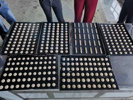 Увеличьте производство печенья с помощью нашей полуавтоматизированной машины для сброса печенья