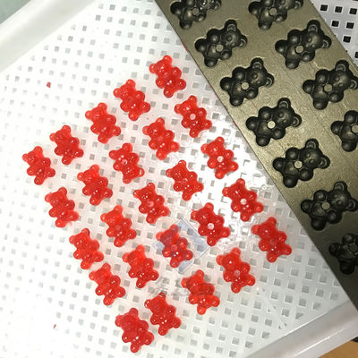 150 кг/ч Медвежья Производство Конфеты Лакомство Машины Линия с мощностью 70 кВт и весом 2500 кг