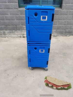 Ресторан, подающий блюдо, изолированный коробка для доставки с горячим и отопительным оборудованием