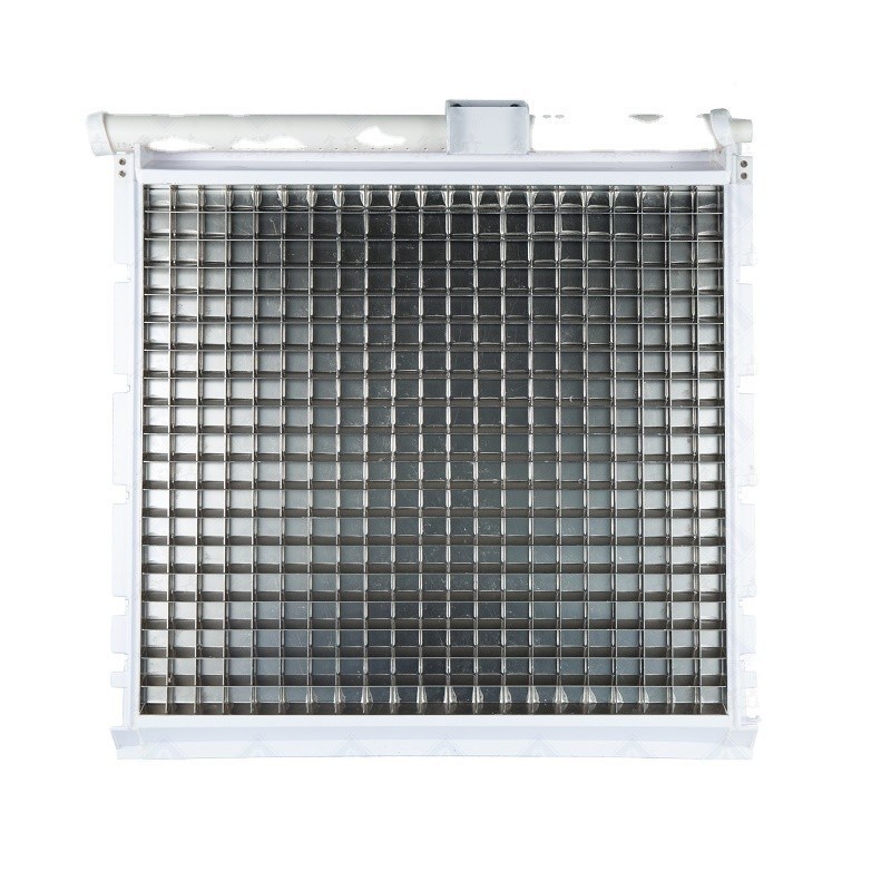 Вместимость хранения льда 150 кг. Испаритель кубиков льда 400 кг/день для постоянного производства льда.