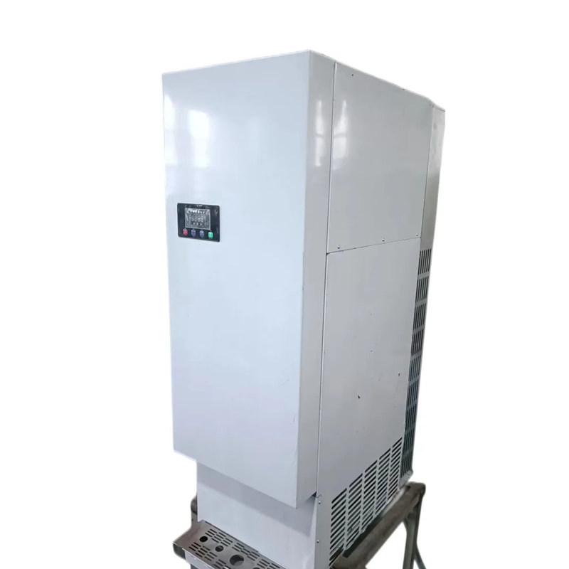 562*830*1560 мм Машина для производства льда и водораспределитель для коммерческой кубической обработки