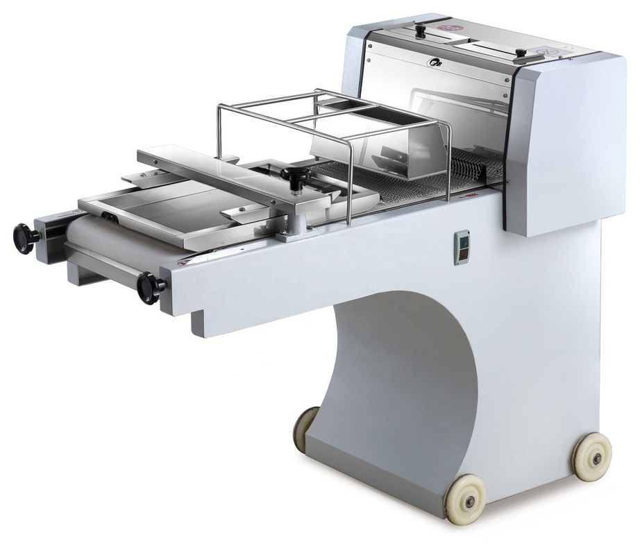 Многофункциональная машина для формования теста для хлебобулочных продуктов